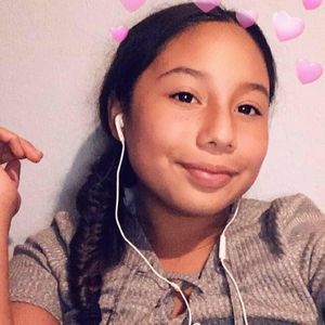 Meet your Posher, Abigail